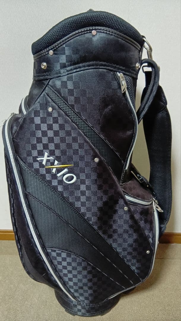 レディース　キャディバッグ　ゼクシオ　黒