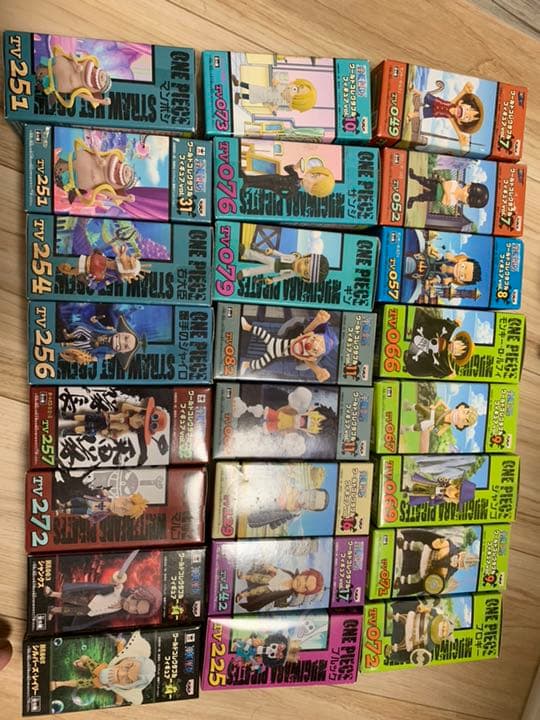 ONE PIECE ワールドコレクタブル フィギュア　開封済み