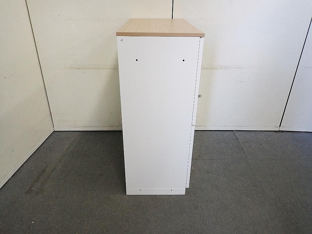 引取り限定　イトーキ　4人用モバイルロッカー　59-0126