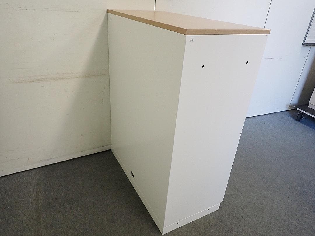 引取り限定　イトーキ　4人用モバイルロッカー　59-0126