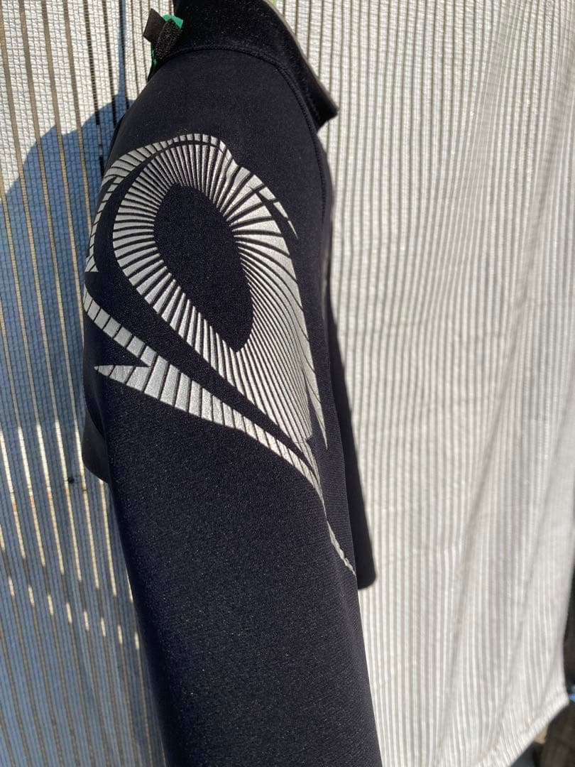 CYBER SHIELD WETSUITS サイバーウェットスーツ　L size