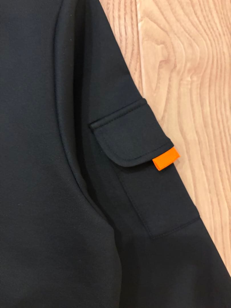 ラフロッグ　バックフレームロゴモックネックシャツ　ブラック　新品