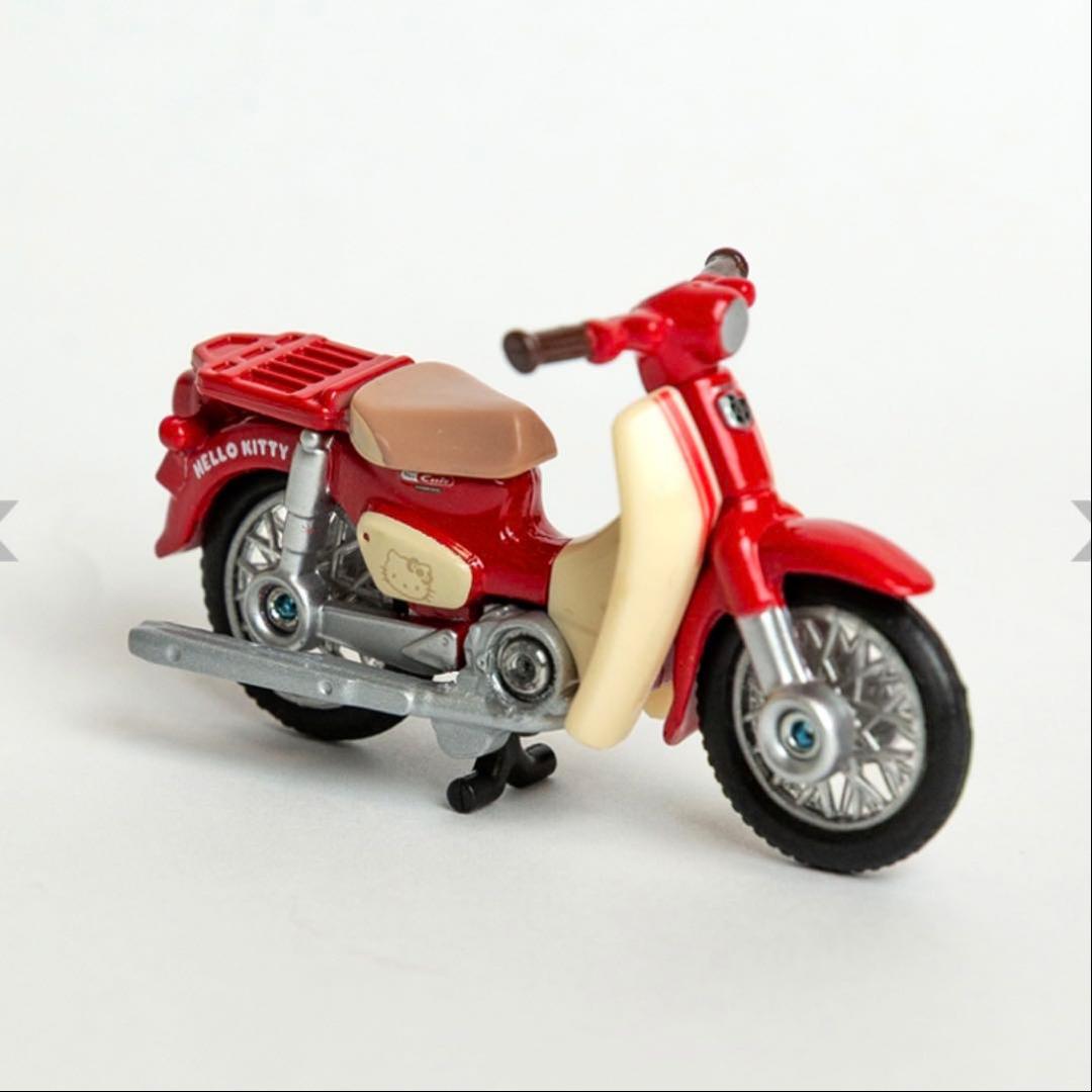 トミカ スーパーカブ × HELLO KITTY コラボモデル！　5台セット