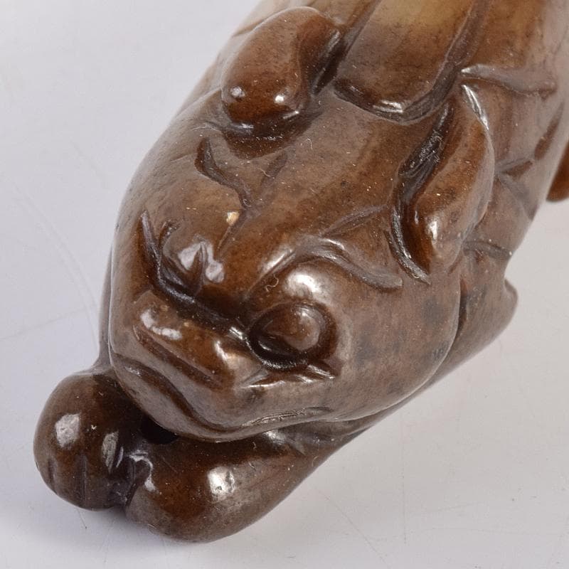 中国　玉石彫刻　神獣　根付　紙鎮　置物　C　7886E