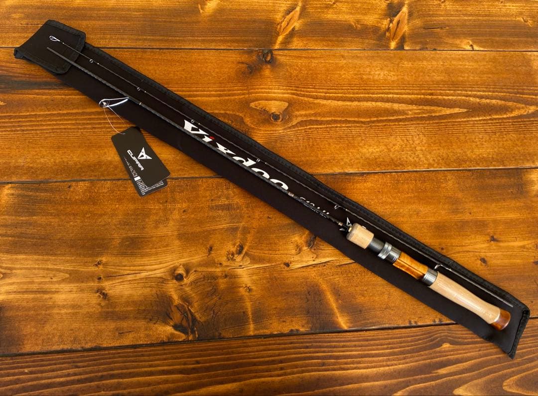 トラウトロッド　ウッドリールシート　渓流釣り　源流　天然木　スピニング　山女魚