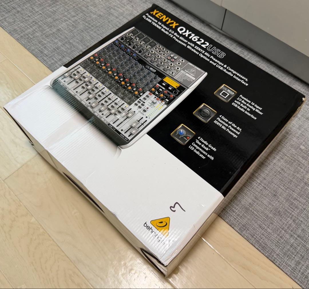 【美品】Behringer XENYX QX1622USB
