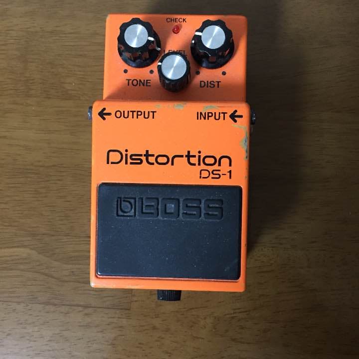 ディストーション DS-1