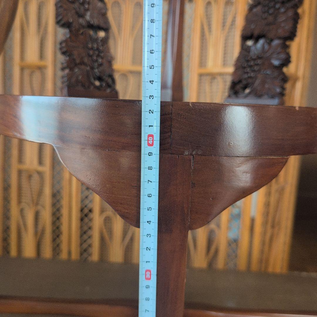 木製楕円形テーブルと6脚の椅子.引き出し棚