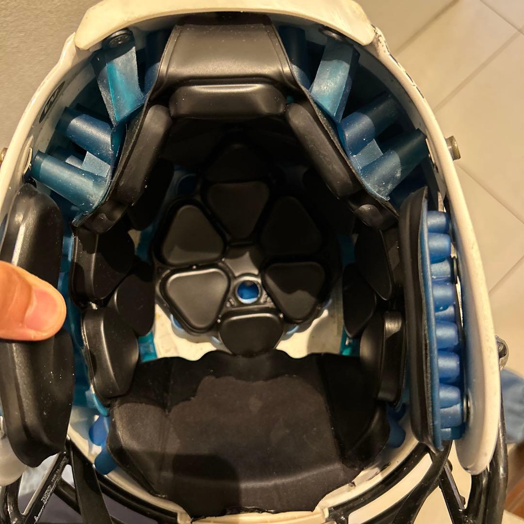 アメリカンフットボール ヘルメット 黒