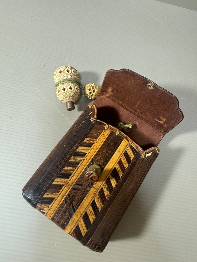 2120  骨董　竹製瓢箪根付煙草入れ　提物　提げ物　竹細工　時代物