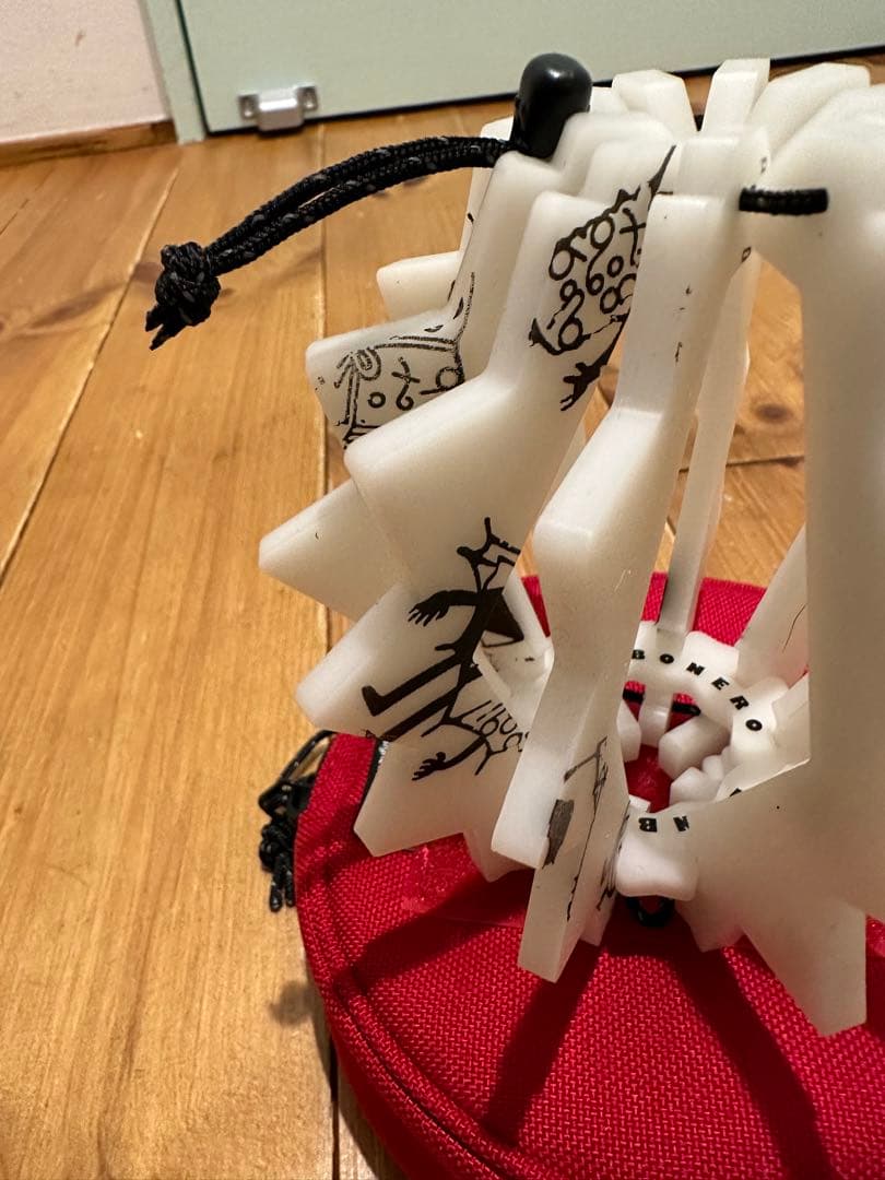 Bonbonero ボンボネロ 蓄光 グリーン ケース付き