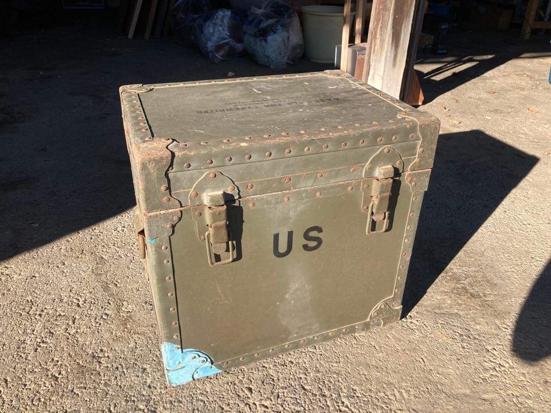 緑　ビンテージボックス ミリタリーボックス？