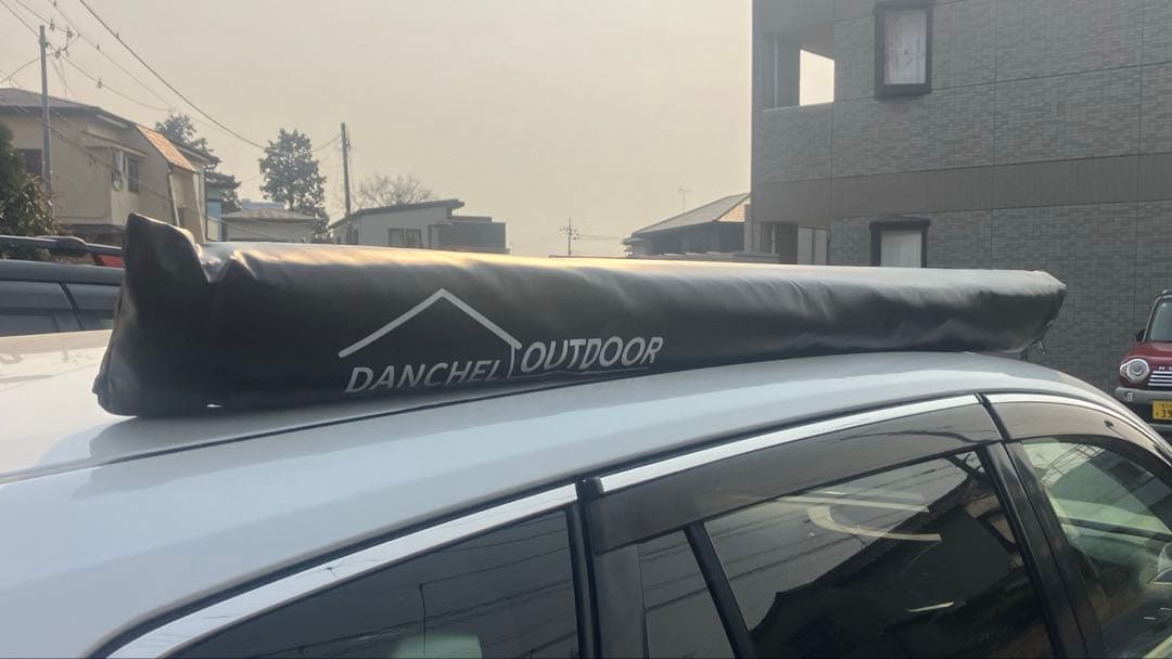 カーサイドタープ 取り付け簡単