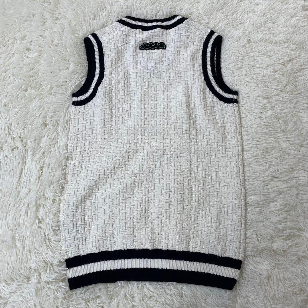 美品✨　muta marine ホワイト　 Vネックベスト 現行品