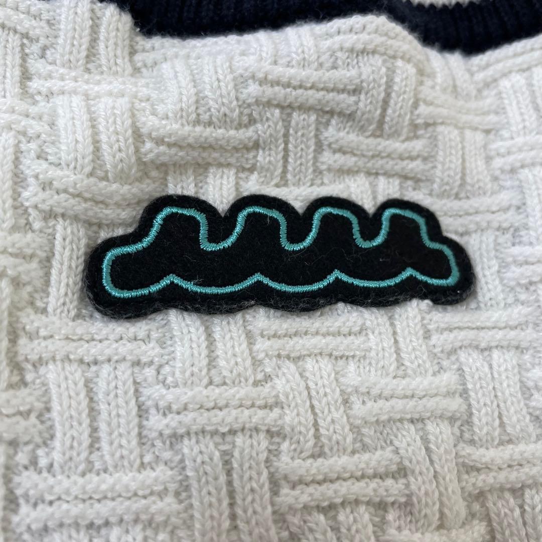 美品✨　muta marine ホワイト　 Vネックベスト 現行品