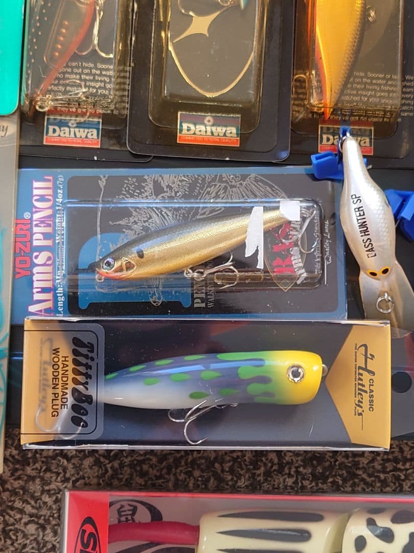 【レアルアー】ブラックバス　76個ルアーセット　オールドルアー含む