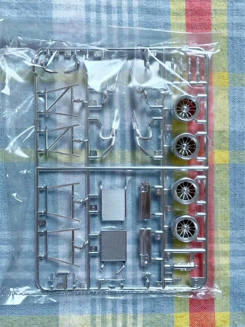 絶版 タミヤ 1/20 ウィリアムズ  FW24 イタリアGP フルビュー