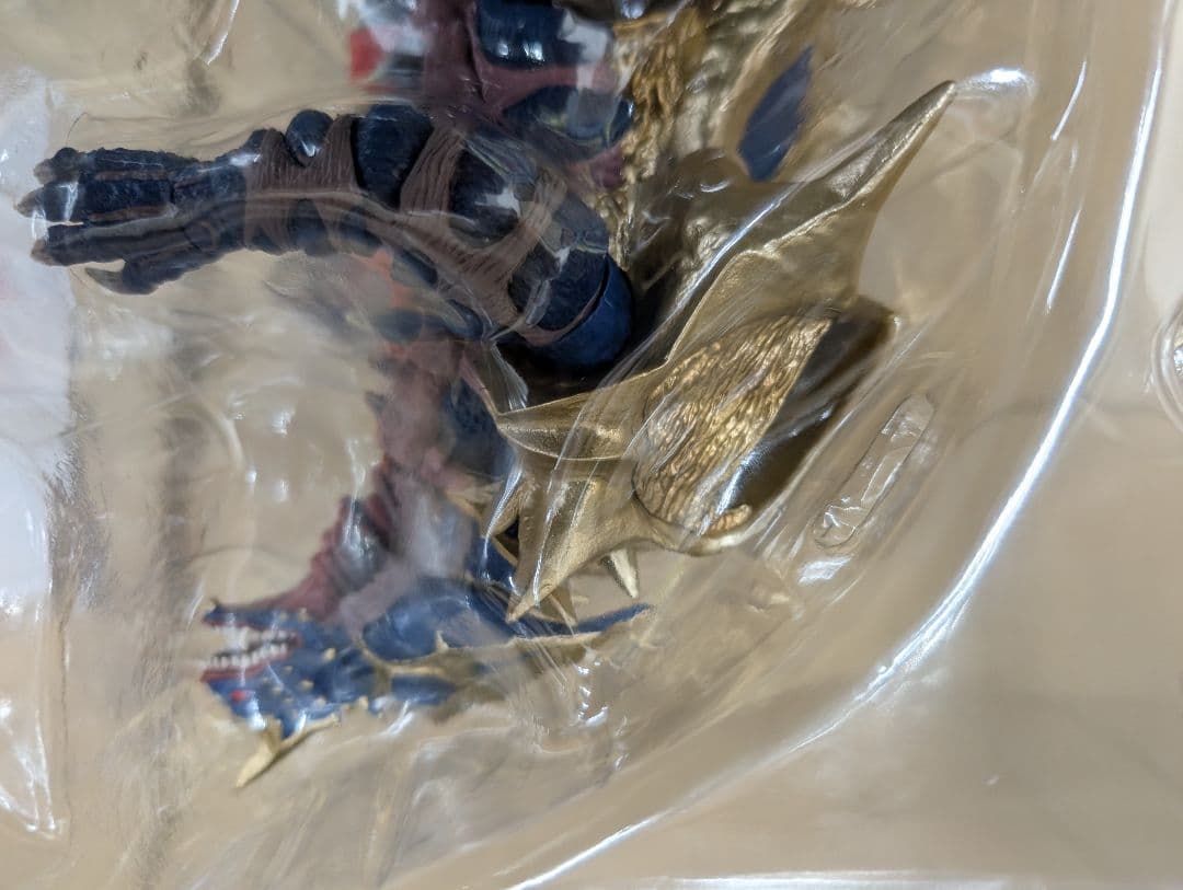 SHフィギュア。キングオブモンス。