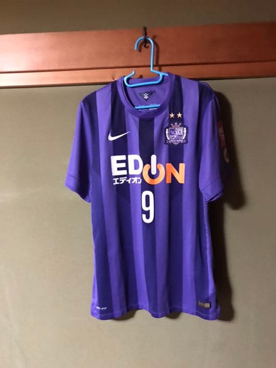 即購入OK様　サッカーJリーグサンフレッチェ広島　ユニフォームトレーニングウェア