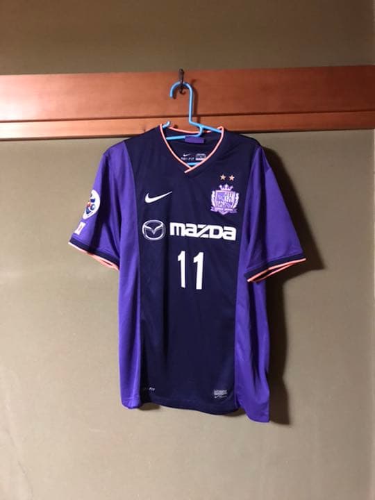 即購入OK様　サッカーJリーグサンフレッチェ広島　ユニフォームトレーニングウェア