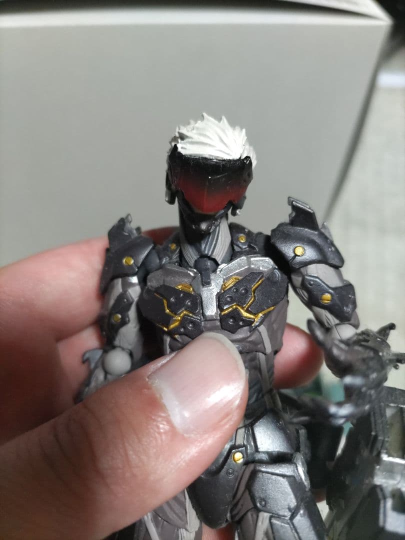 リボルテック　雷電　メタルギアライジング