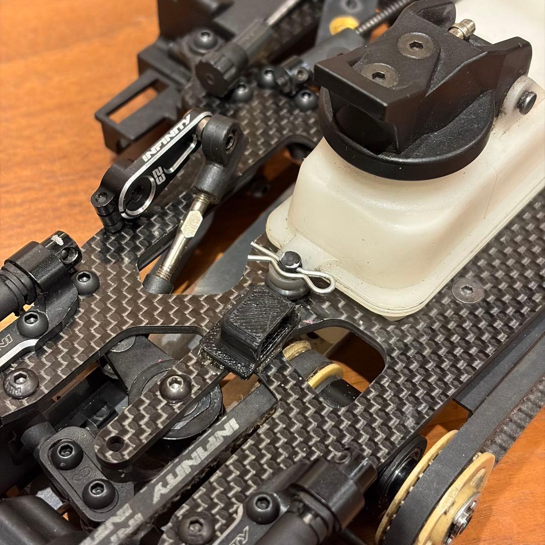 t*2様 INFINITY IF15 1/10GP ツーリングカーシャーシ