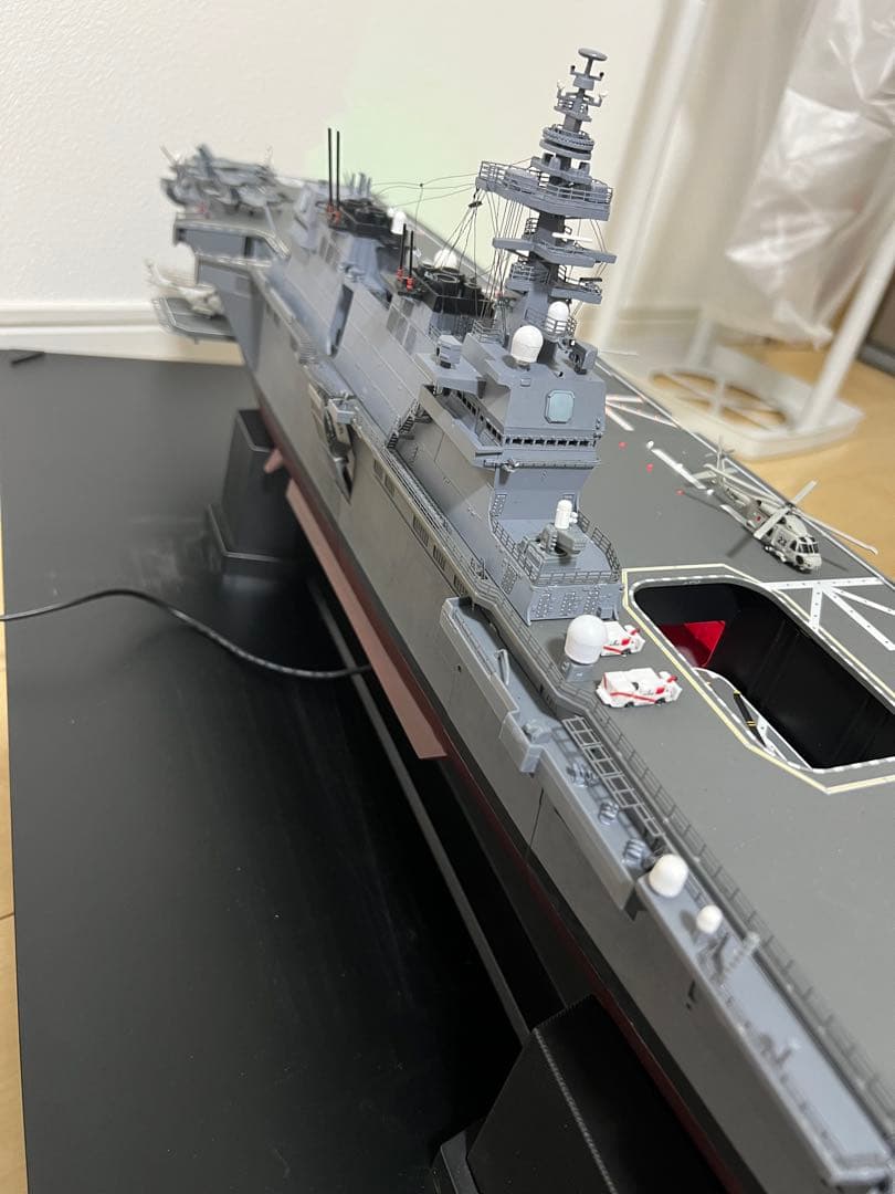 【完成品】護衛艦いずもをつくる ディスプレイケース アダプター付き