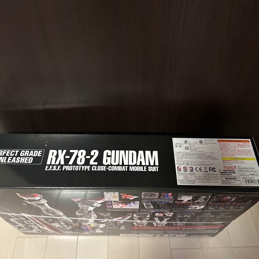 新品未開封PG UNLEASHED 機動戦士ガンダム RX-78-2 ガンダム