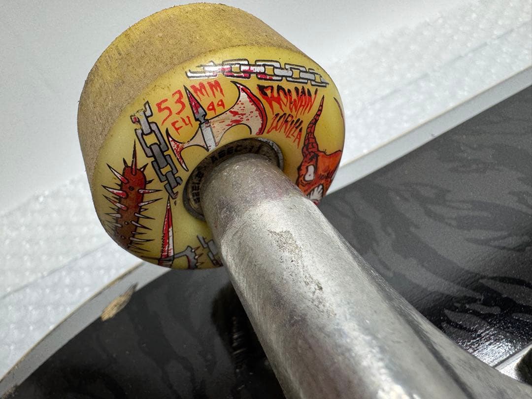 REAL SKATEBOARDS スケートボード コンプリートデッキ