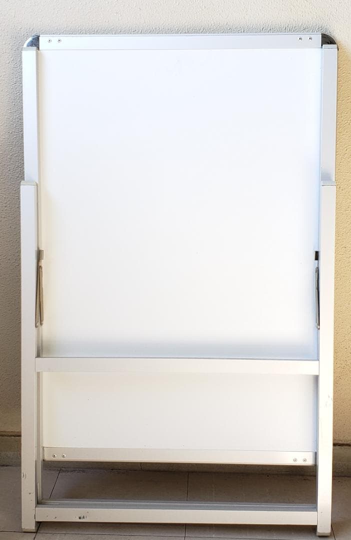 スタンド看板 №2 (W640×H1200×D530）