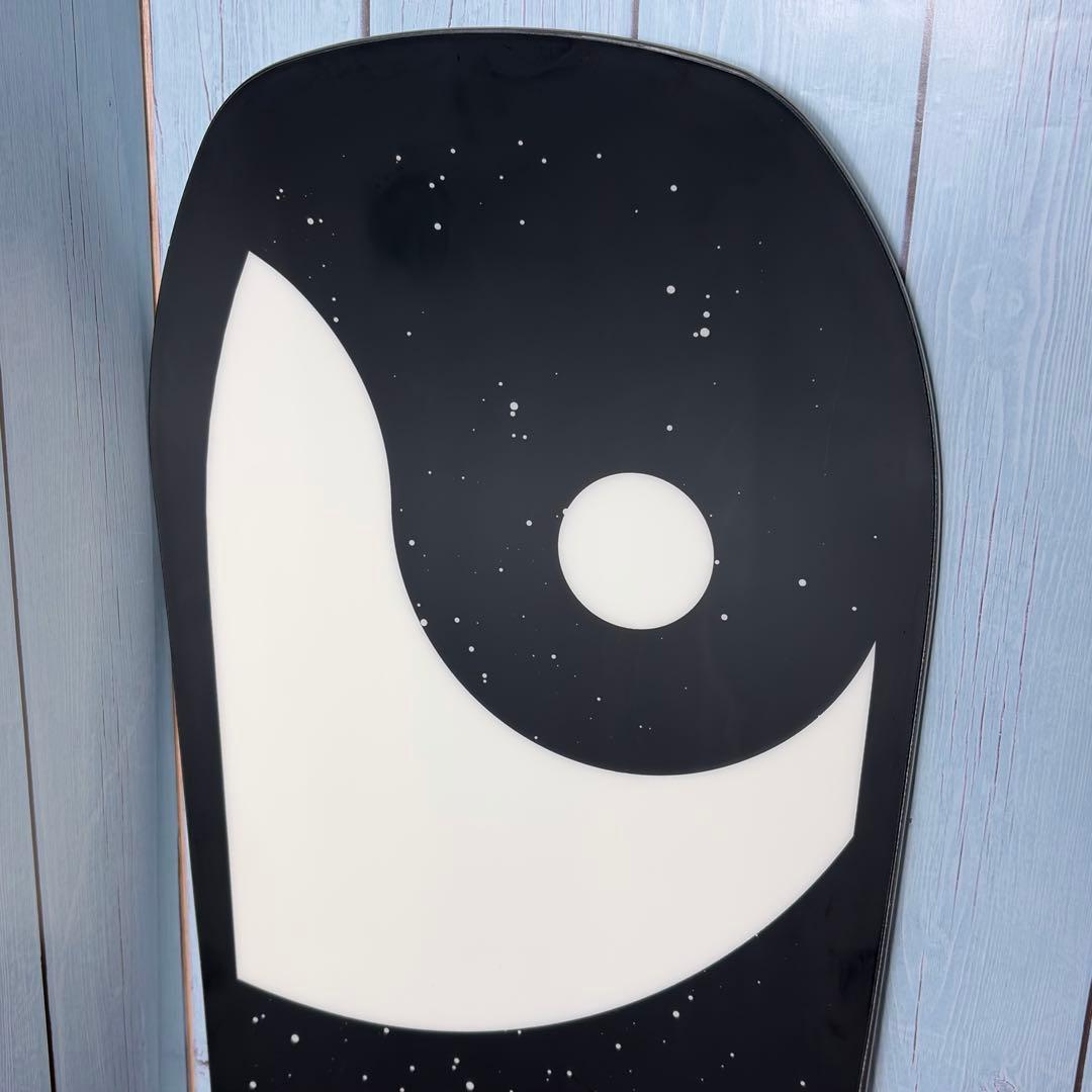 美品 BATALEON バタレオン BLOW 153cm スノボー ボード