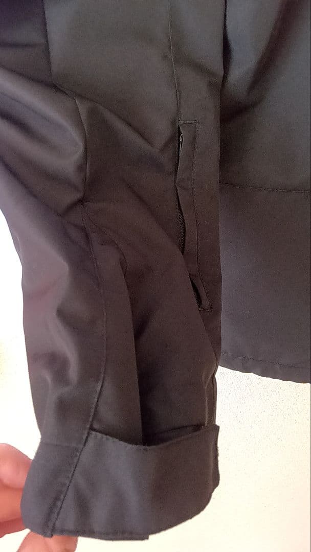 美品 kiss mark ブラック スキーウェア M 上下 メンズ スノーウェア