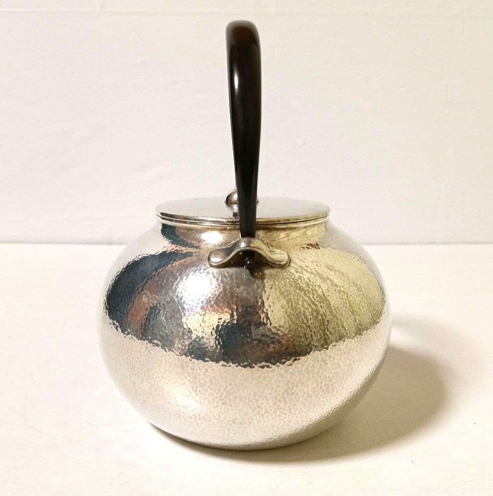 専用 名品 秦蔵六 蔵六居造 槌目 純銀瓶 鉄提手 湯沸 在銘 骨董 621g
