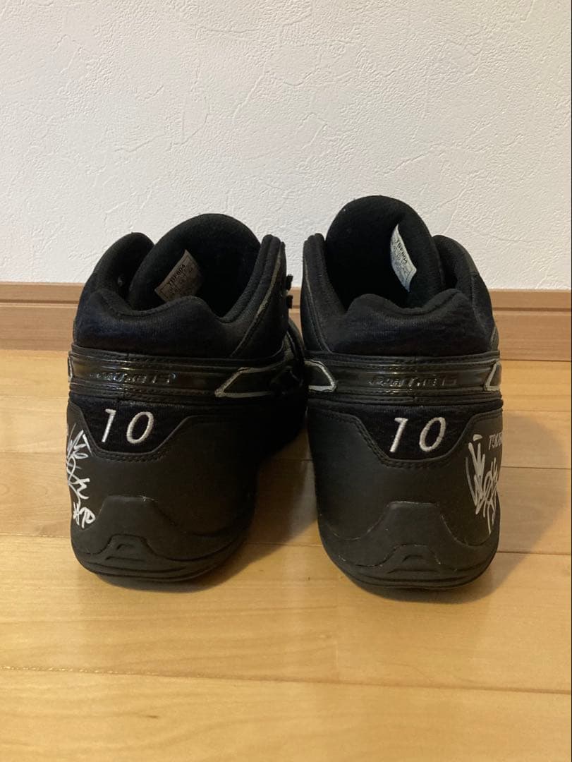 Wリーグ アイシン ウィングス（JX時代）渡嘉敷来夢サイン入りシューズ 写真付き