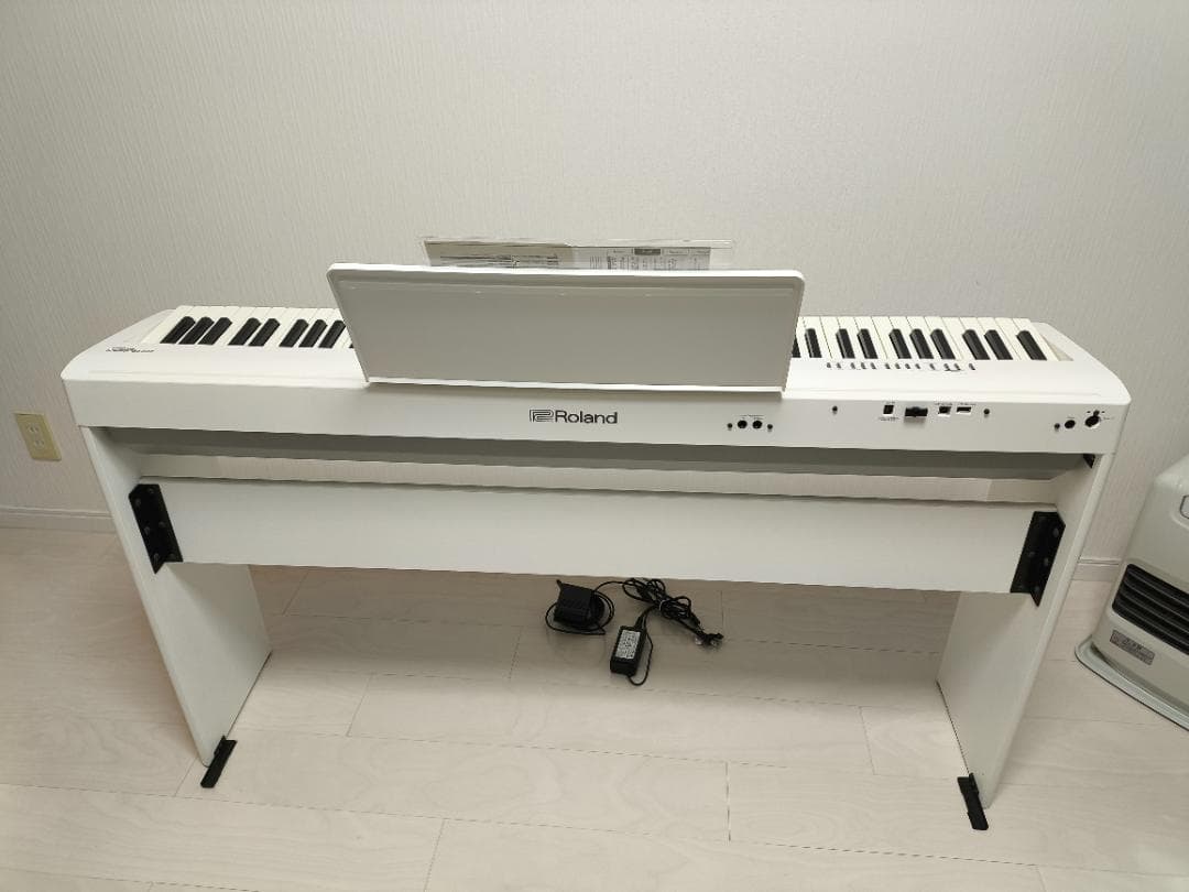 【美品】Roland FP-30X 電子ピアノ（ホワイト）専用スタンド付き