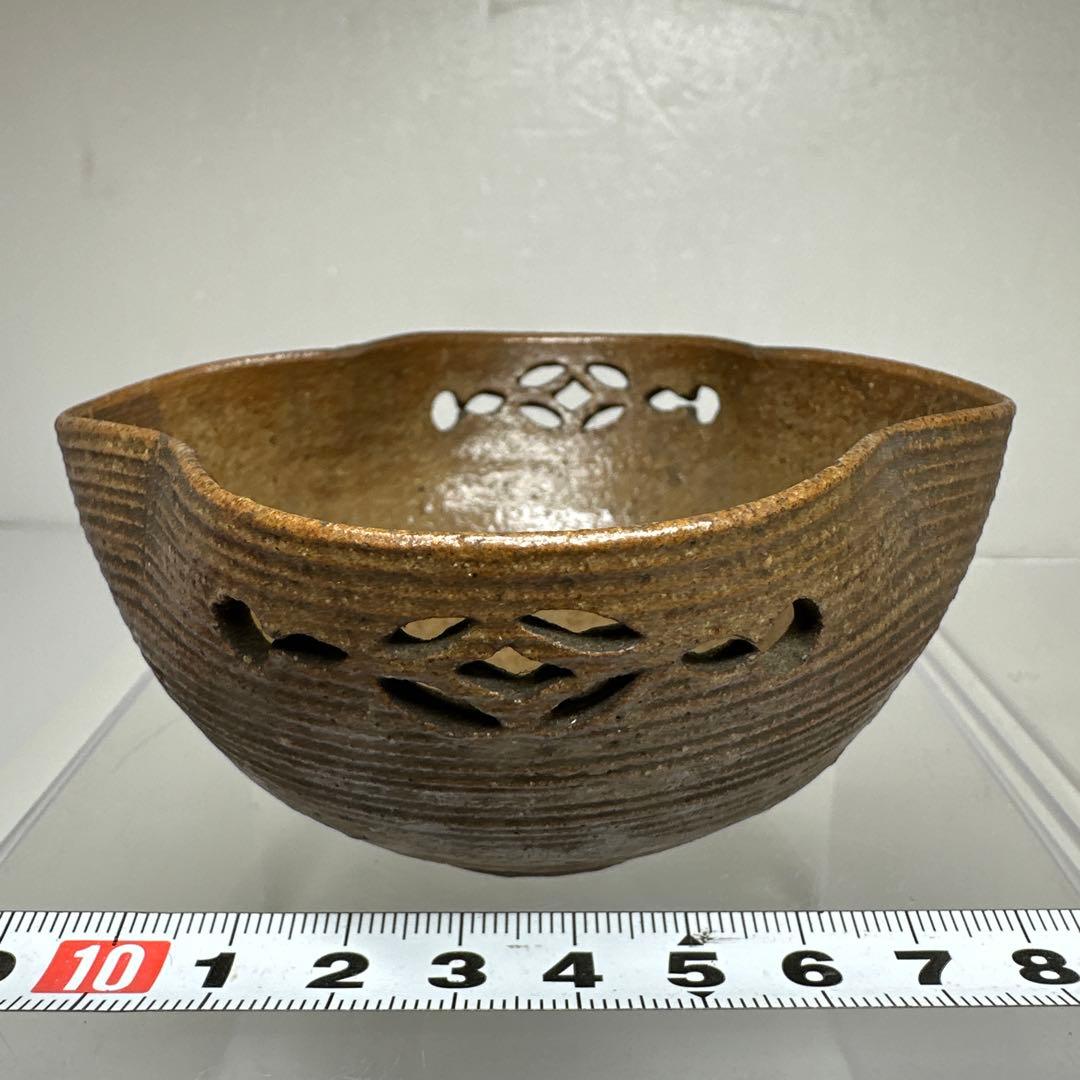 江戸初期　古唐津透盃碗　幅約10㎝　タコチ　東さ7-0411☆2F