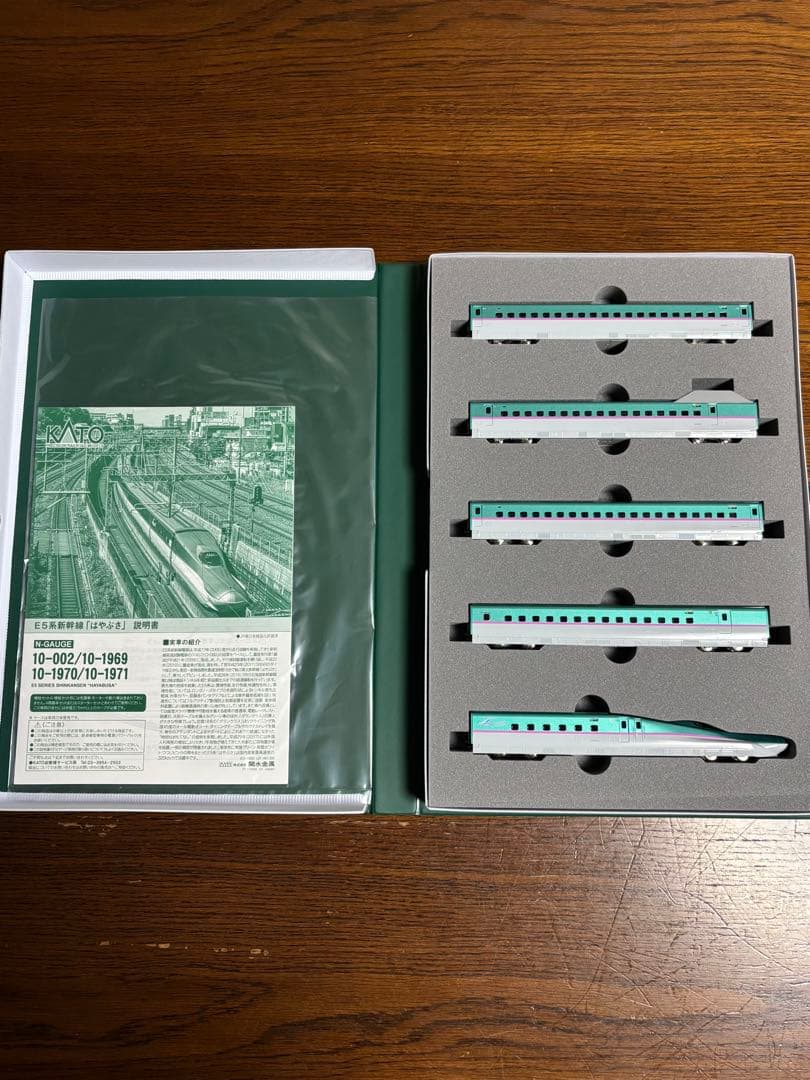 ［新品未使用］KATO E5系 新幹線 はやぶさ 10両