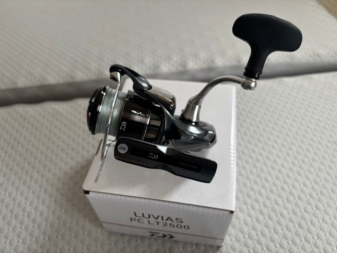リール DAIWA 24LUVIAS PC LT2500