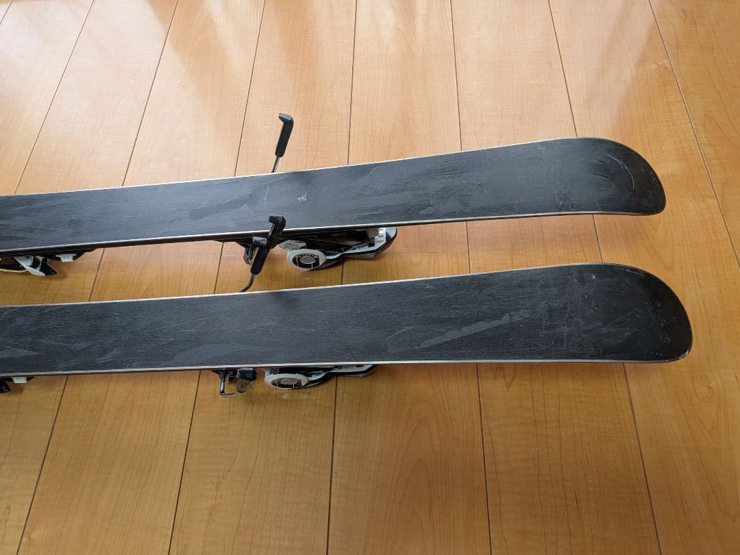 ショートスキー　ROSSIGNOL（ロシニオール） ビンディング付