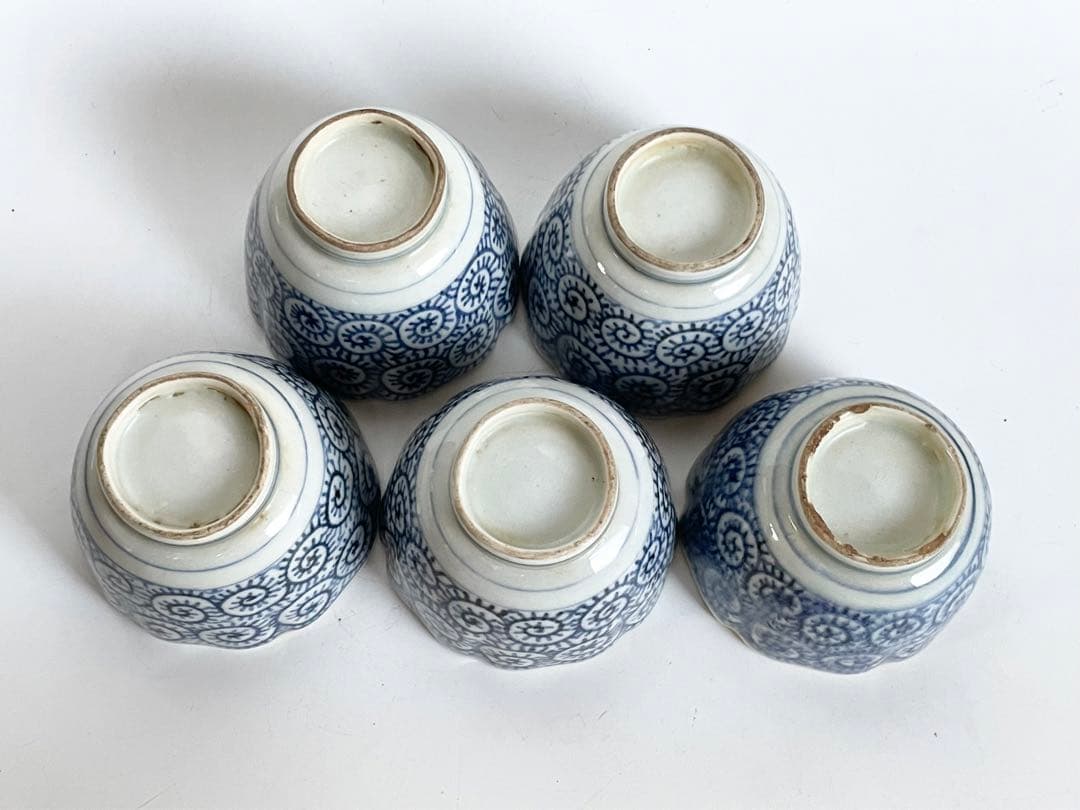 骨董　アンティーク　古伊万里　染付　蛸唐草文様　蕎麦猪口　輪花縁　カップ　5客