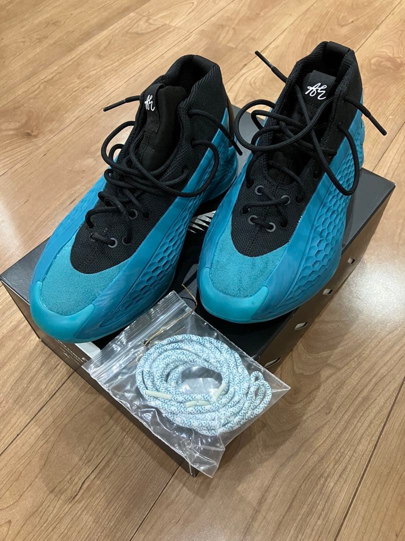 アディダス　AE1