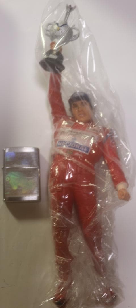 超貴重アイルトン セナ 1991年ブラジルGP優勝記念フィギュア 限定品