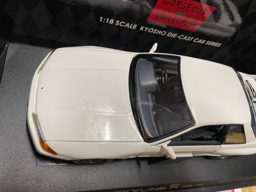 京商 1/18 スカイライン GT-R R32 中期型