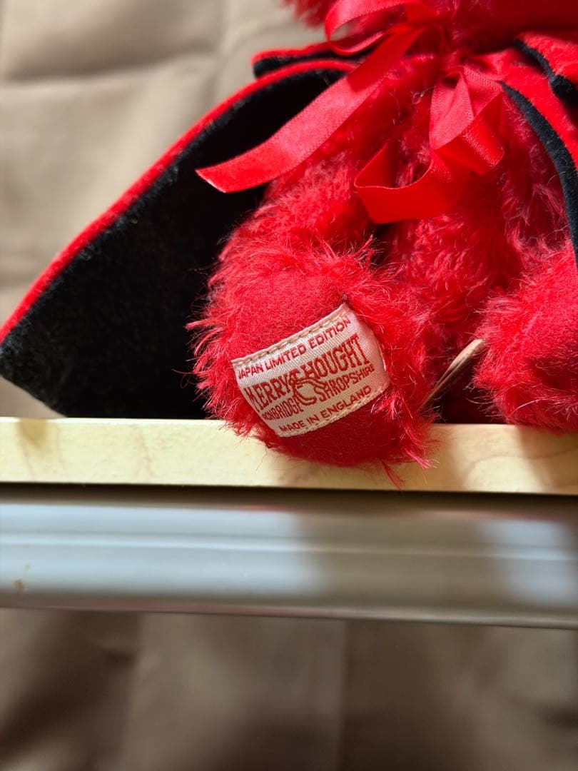 メリーソート社 チーキーブリティッシュデビル レッド 100体限定