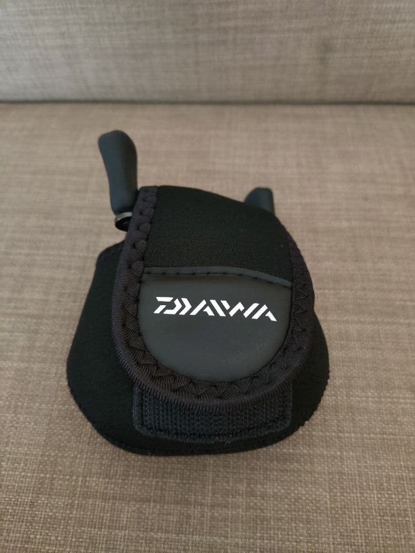 新品 ダイワ DAIWA バスベイトリール 24STEEZ 100L 左ハンドル