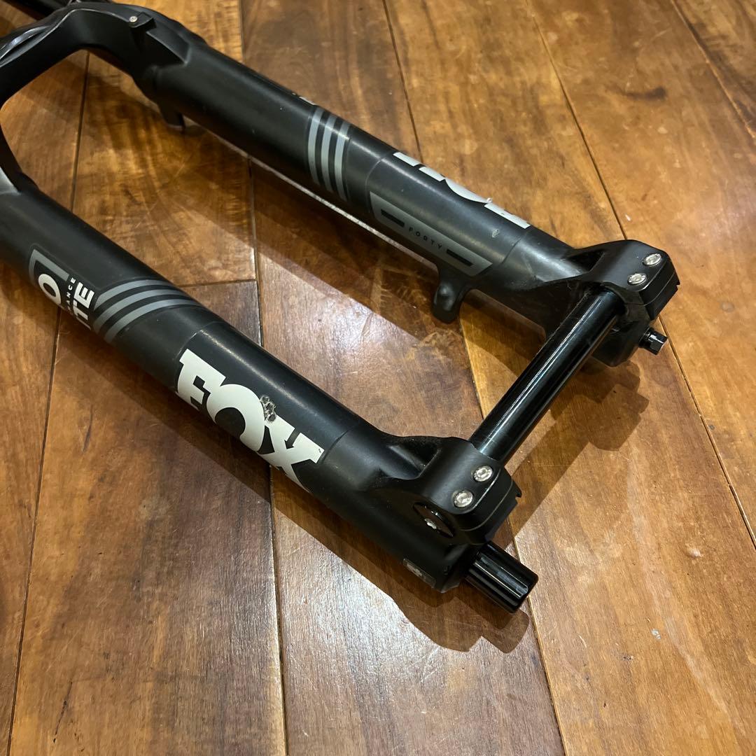 fox 40 27.5 フロントフォーク　サスポンプ付き