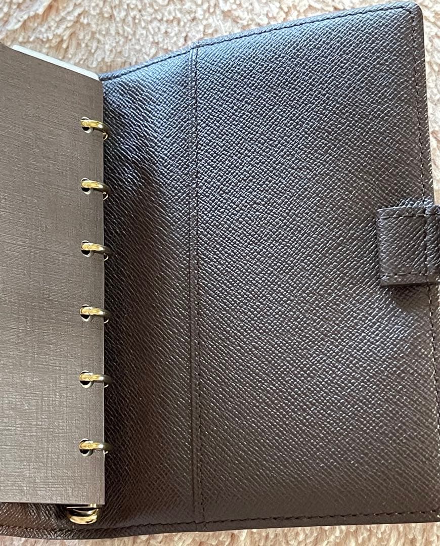 ルイヴィトンダミェ手帳