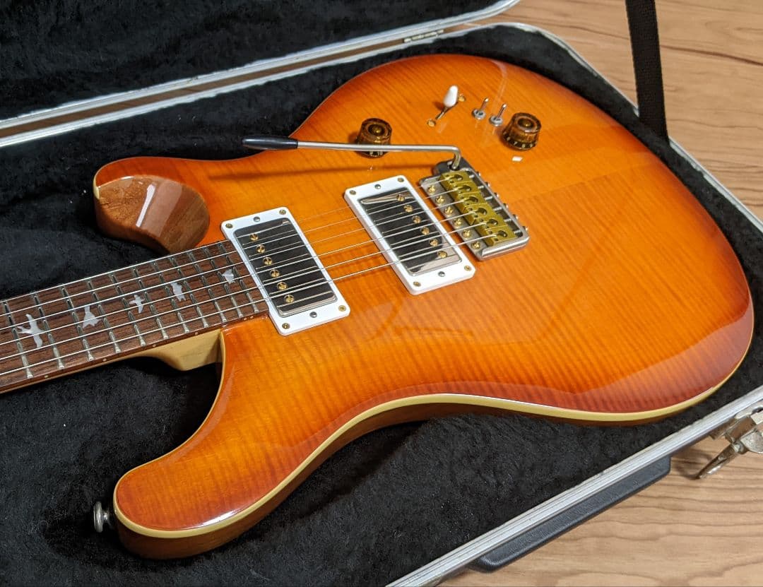 PRS SE【ハードケース付、Suhr&DiMarzioピックアップ】