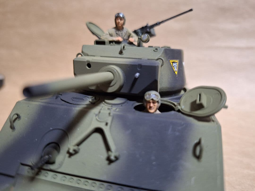 ソビエト重戦車 KV2 アメリカM4A3E2 中戦車 ジャンボ 1/35