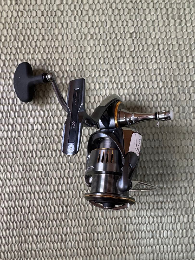 【新品未使用】23 エアリティ LT4000-XH ➕ リール スタンド